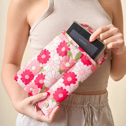 Daisy Craze Kindle Sleeve (Pink)